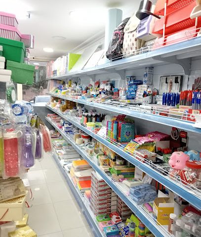 مكتبة قصر الحمراء $ برمجة - الرفاع - +973 3509 7337