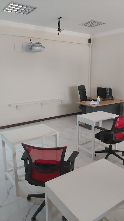 معهد المعلم - Bahrain|Seef 436|Office 62