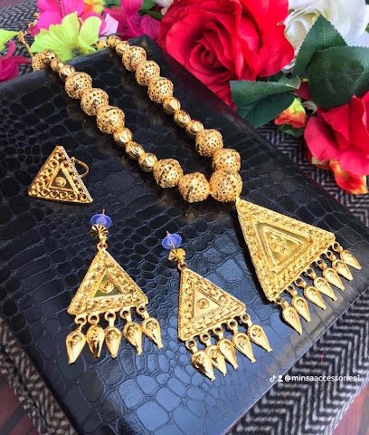 اكسسوارات مينسا - المنامة - +973 3315 0350