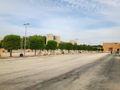 منطقة حافلات الجامعة - السنابس -