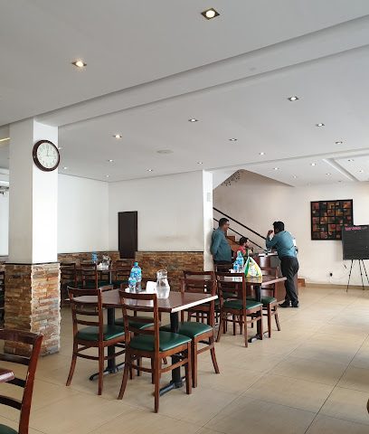 مطعم الاسرة المنامة - المنامة - +973 1724 0098