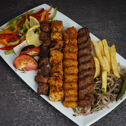 مطعم على حواك - الرفاع - +973 3346 5195