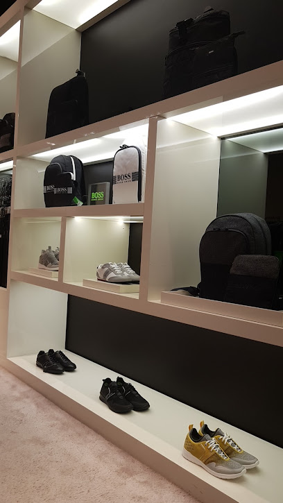 متجر BOSS - Bahrain|Manama 346|Bahrain City Centre