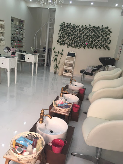 نيلز باي ميم نيل صالون اند سبا - Bahrain|Riffa|Deebal Ave