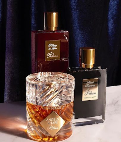عطور كيليان باريس - الرفاع - +973 3899 5121