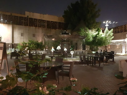 مطعم لافونتين - سار - +973 1723 0123