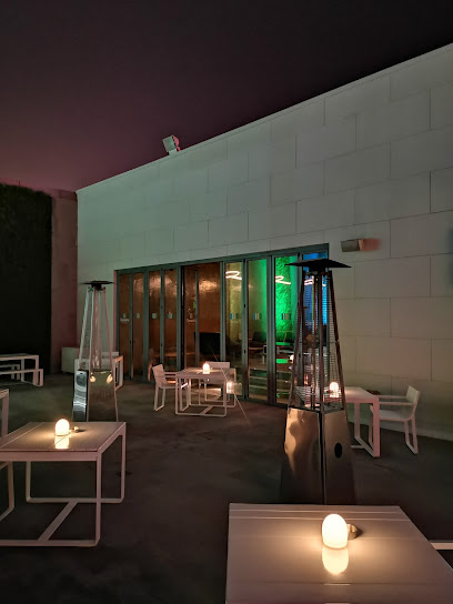 إليمنتس بول آند لاونج - Bahrain|Manama|Intercontinental Regency Bahrain