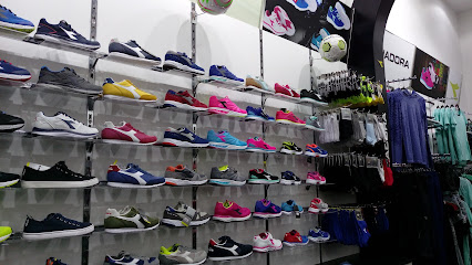 Diadora BCC - سند - +973 1717 8136