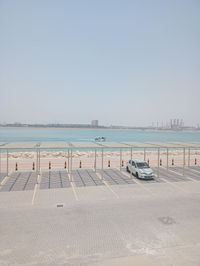 موقف سيارات الطريق الشرقي الحد - Bahrain|Al Hidd|6MJC+R3J