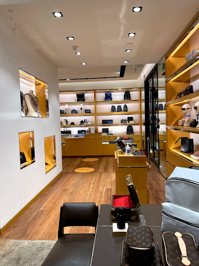 لويس فويتون البحرين المنامة - Bahrain|Manama|Moda Mall World Trade Center