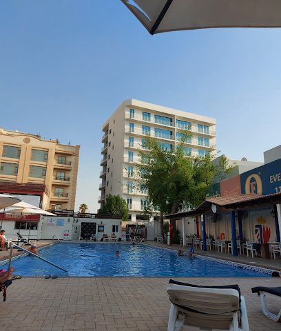 النادي البريطاني - سيف - +973 1772 8245