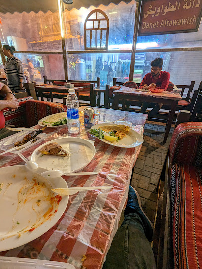 مطعم وكافيه دانة الطواويش - Bahrain|Manama