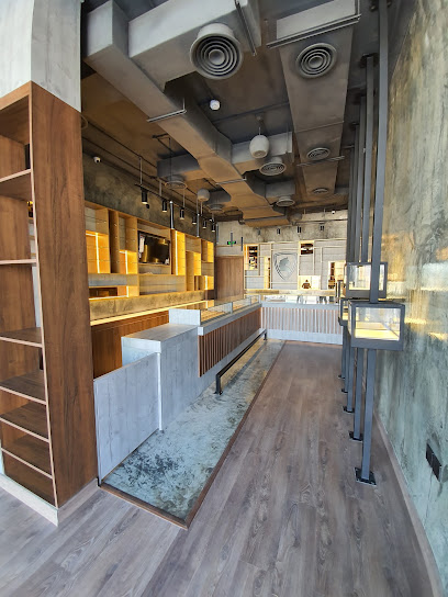 ديكور قصر الأمازون - Bahrain|Sitra|Sitra blok 605، building 1714 Road 576، سترة،،