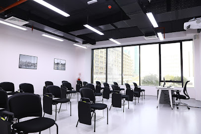 جامعة البحرين الأوروبية ، حرم المدينة - الزلاق - +973 1722 2444