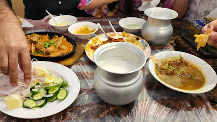 مطعم نواز - الرفاع - +973 3351 2068