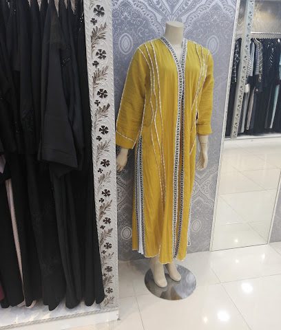 توب بلاك للعبايات - الزنج - +973 6690 9223