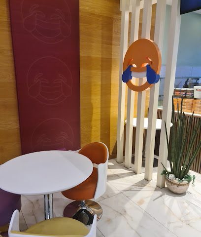 ايموجي تايم كافيه - الرفاع - +973 1784 0040