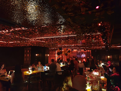 اش لاونج - المحرق - +973 3753 3532