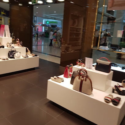 ميلانو - سند - +973 1711 0314