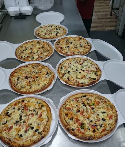 مطعم الشمعدان - الرفاع - +973 1742 2812