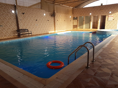 بيوت المزارع والمسابح - سترة -