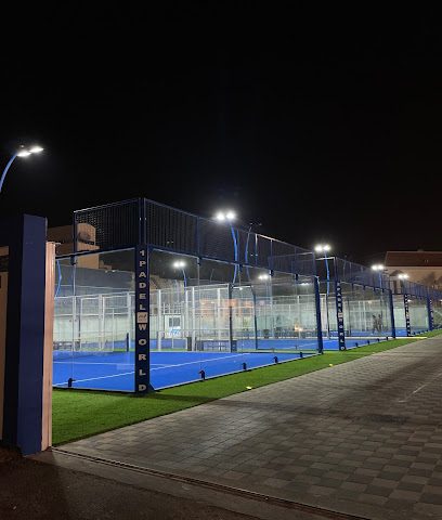 عالم البادل - سيف - +973 3511 7766
