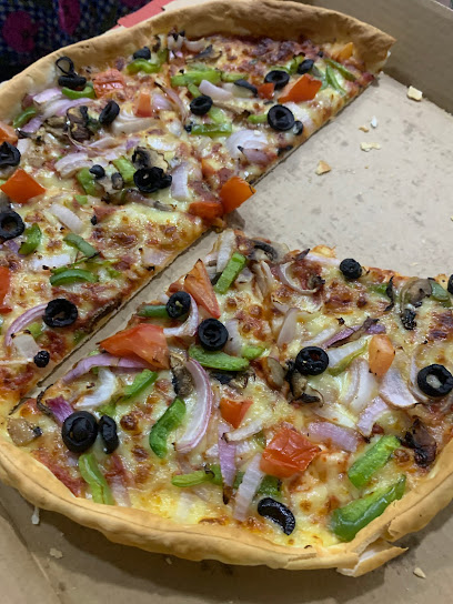 بيتزا هت | بيتزا هت - Bahrain|Bani Jamra|Budaiya Hwy|6F77+RWG