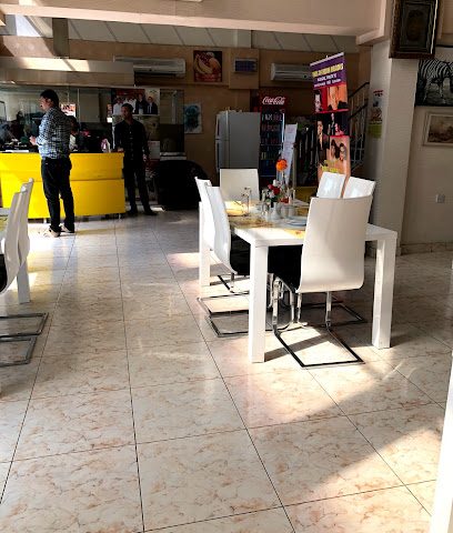 مطعم يلو لاين - سار - +973 1781 3811